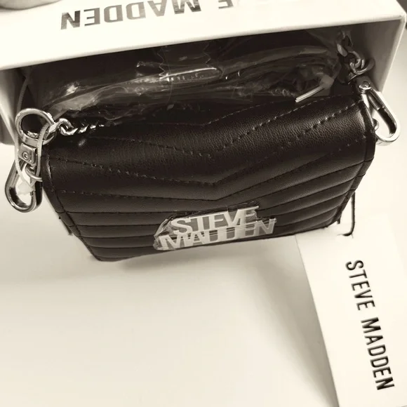 Steve Madden Black Quilted Crossbody Mini-Bag wallet Clutch Chain Strap Box NWT - Picture 5 of 7